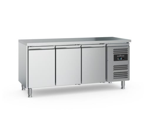 Kølebord Med 3 Døre, Ideelt Til Restauranter Og Catering, Sikrer Optimal Opbevaring Og Køling.