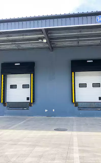mechanical dock shelter