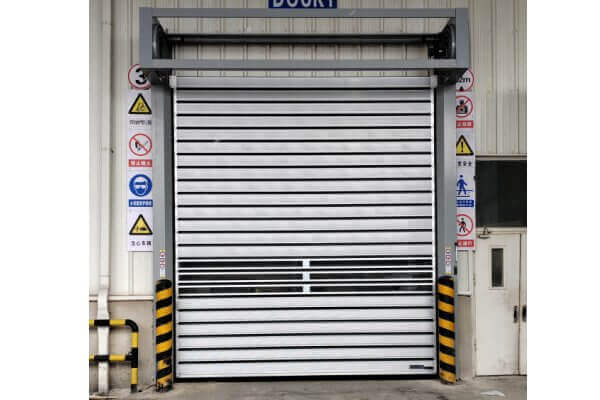 Puerta espiral de alta velocidad