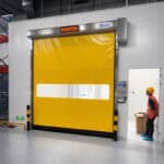Porta in tessuto ad alta velocità con bordo inferiore flessibile per interni