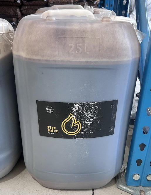 Large 25L fire juice storage tank for industrial use.