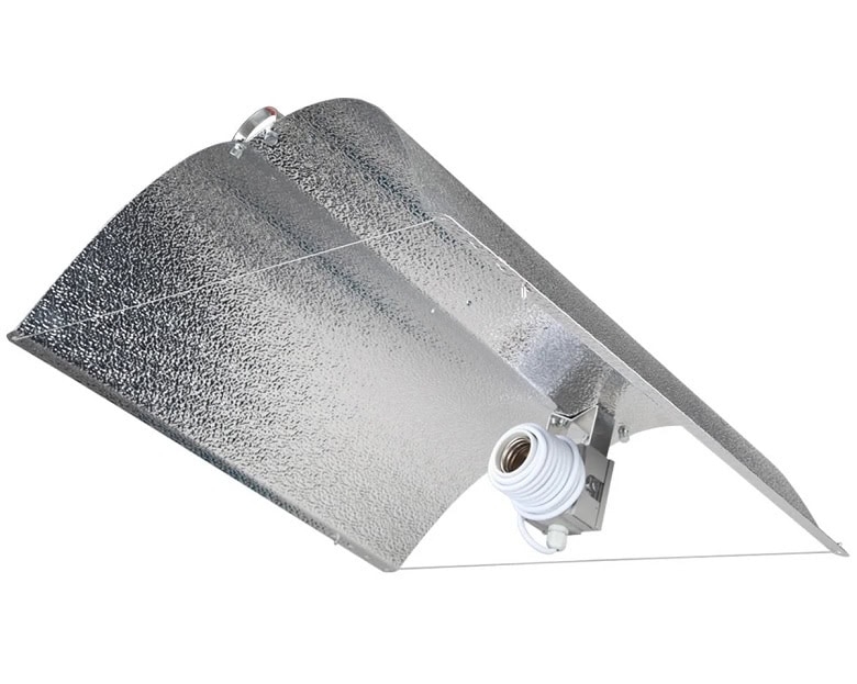 Reflective LED High Bay Light for Industrial Spaces.