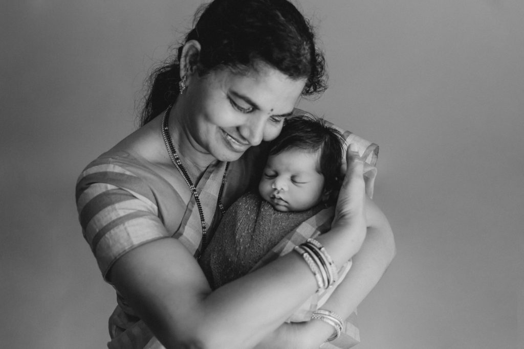 Newborn Session Grey Loft Studio Ottawa 2019