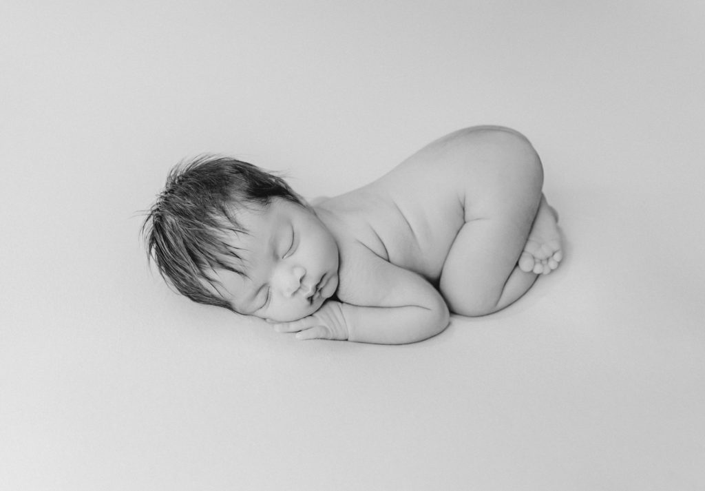 Newborn Session Grey Loft Studio Ottawa 2019