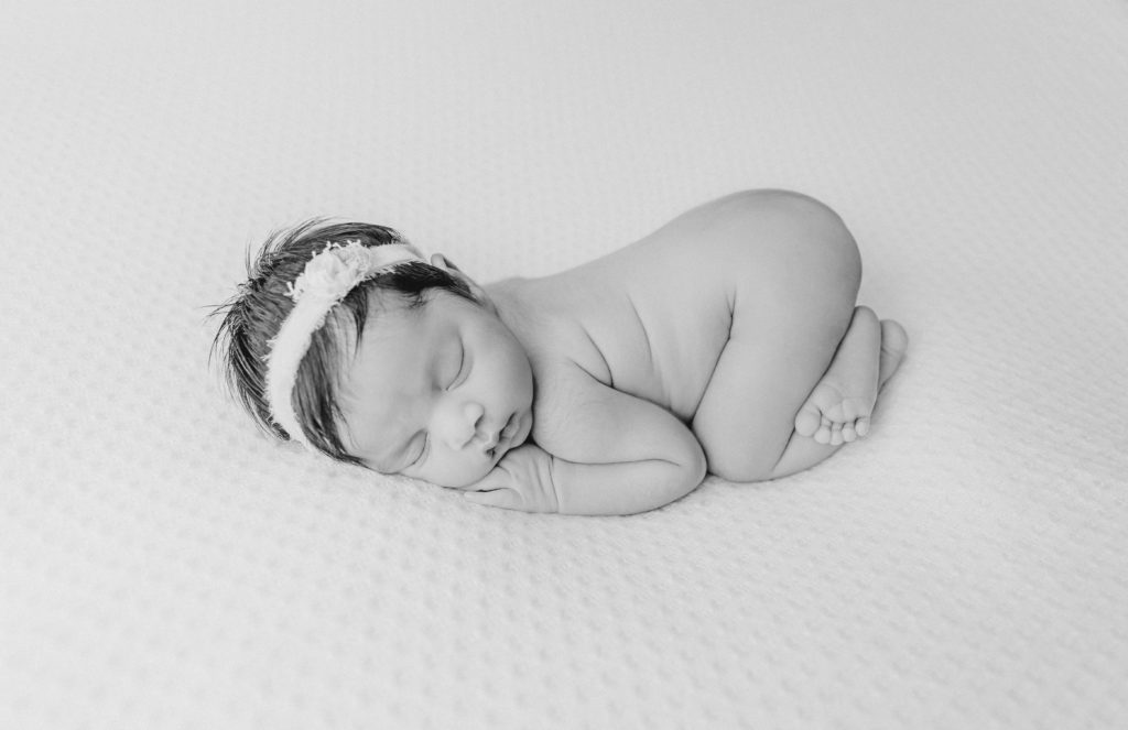 Newborn Session Grey Loft Studio Ottawa 2019