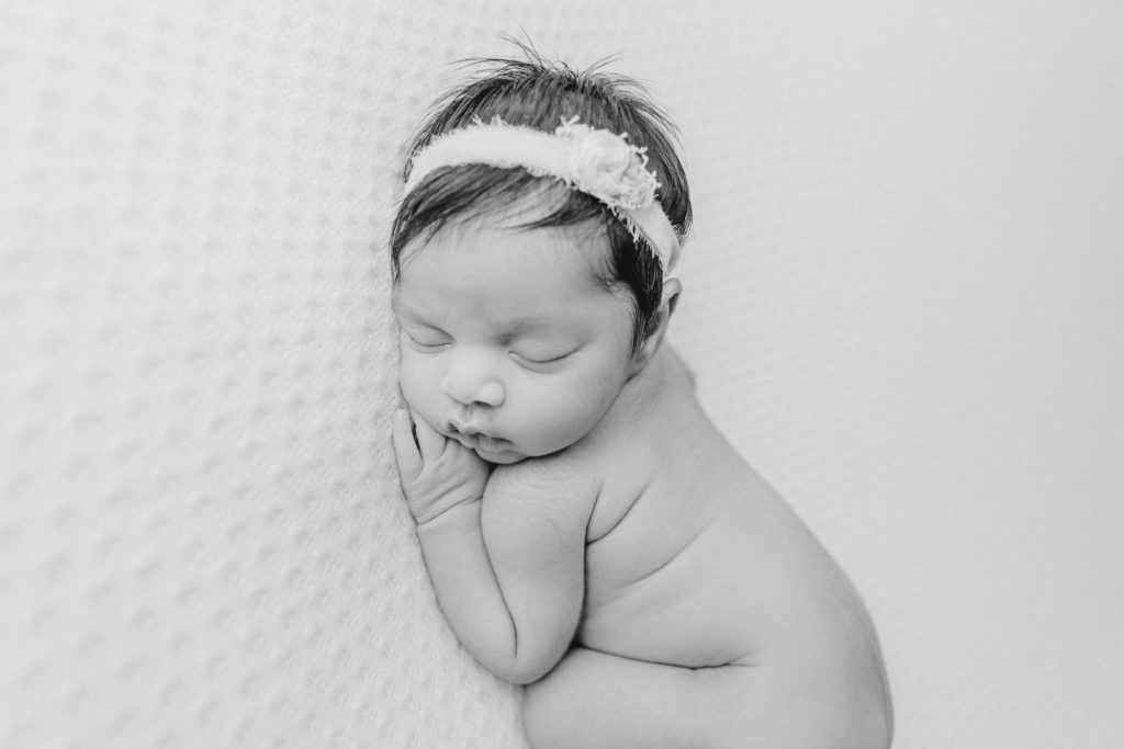 Newborn Session Grey Loft Studio Ottawa 2019