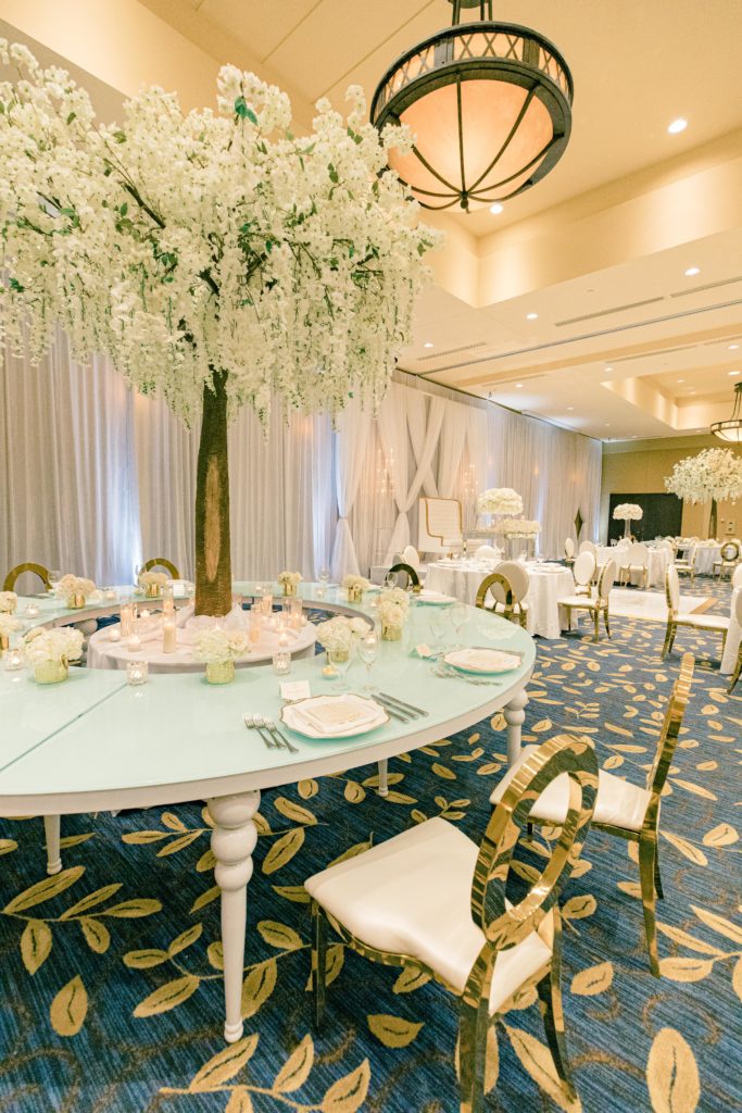 Solange Laurent Wedding Fairmont Montebello Grey Loft Studio 2020