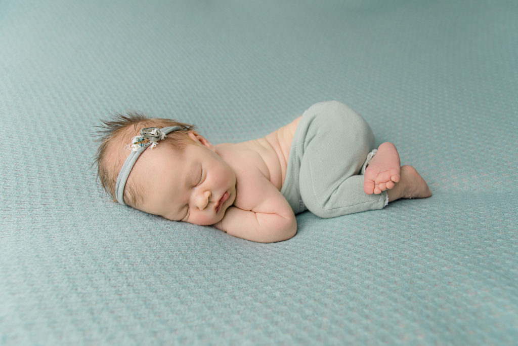 Alison Ackroyd Newborn Session Grey Loft Studio 2020