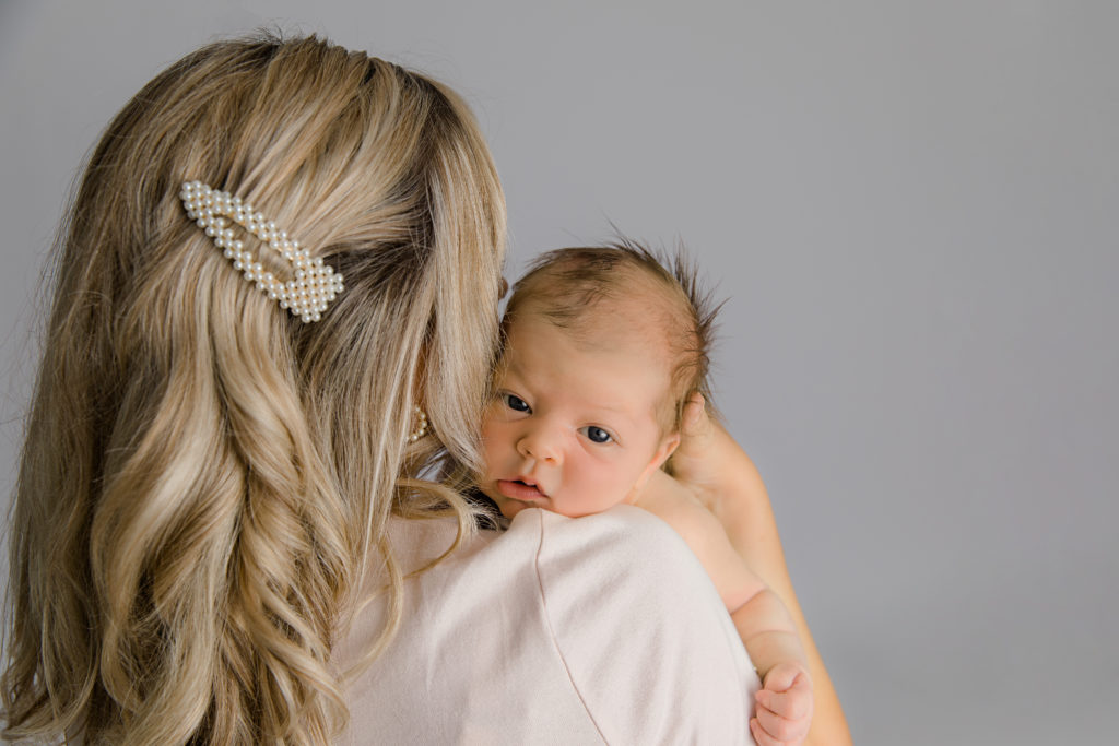 Alison Ackroyd Newborn Session Grey Loft Studio 2020