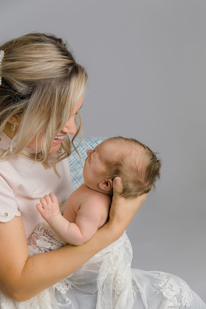 Alison Ackroyd Newborn Session Grey Loft Studio 2020