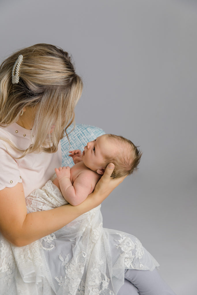 Alison Ackroyd Newborn Session Grey Loft Studio 2020