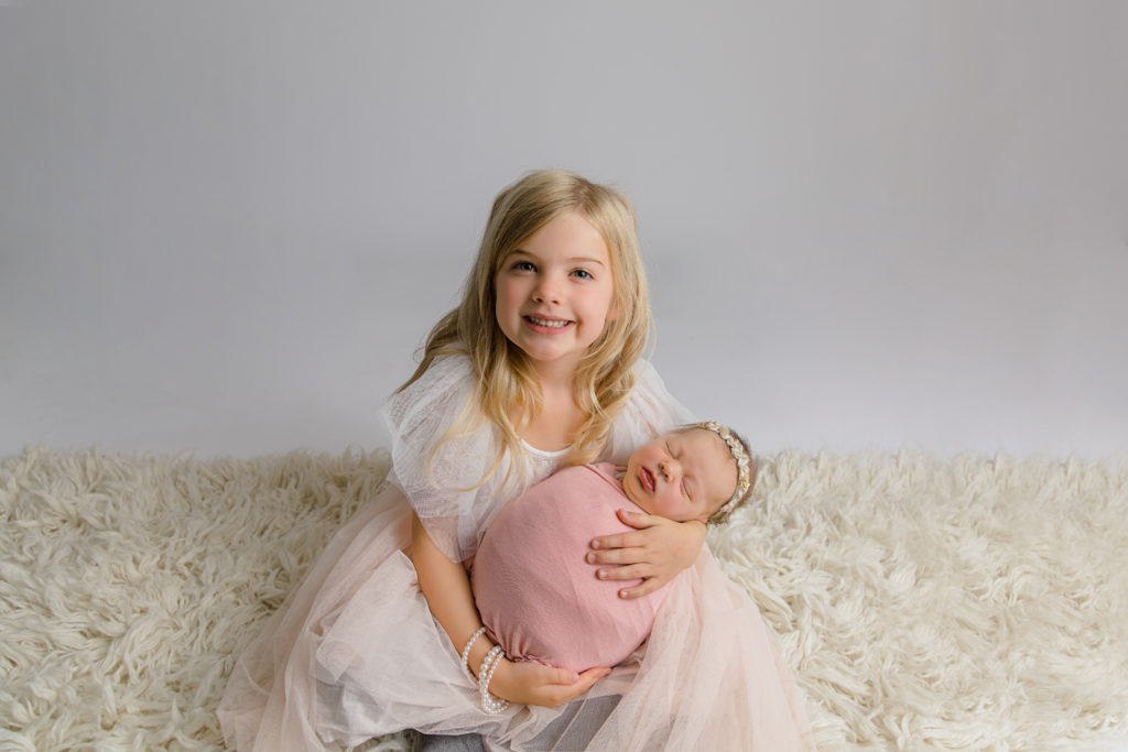 Alison Ackroyd Newborn Session Grey Loft Studio 2020