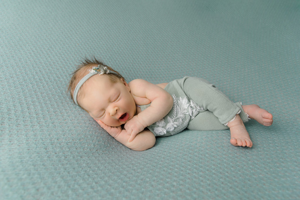 Alison Ackroyd Newborn Session Grey Loft Studio 2020