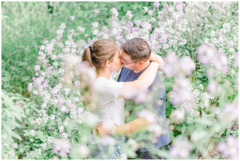 Backyard in Carp – Engagement Session