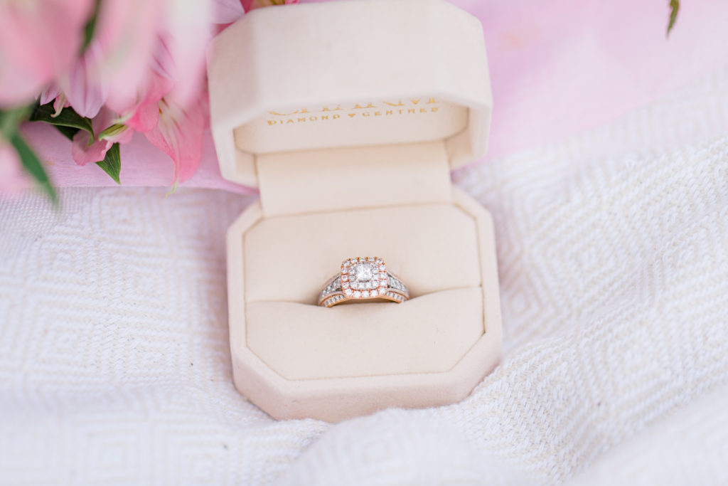 Isabelle Aleks Engagement Grey Loft Studio Arboretum 2021
