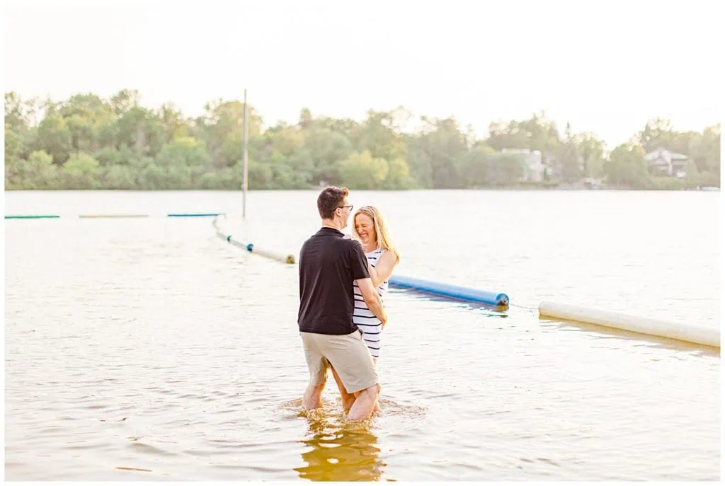 Mooney’s Bay Engagement Session