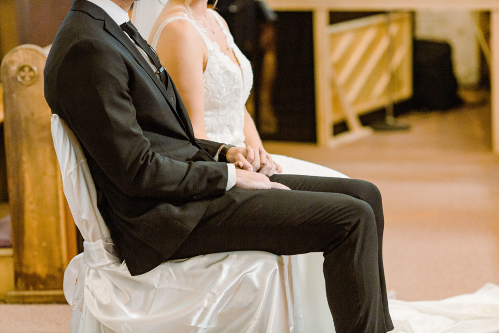 Alexis Joshua Ccs On The Rideau Wedding Photos Grey Loft Studio 2021