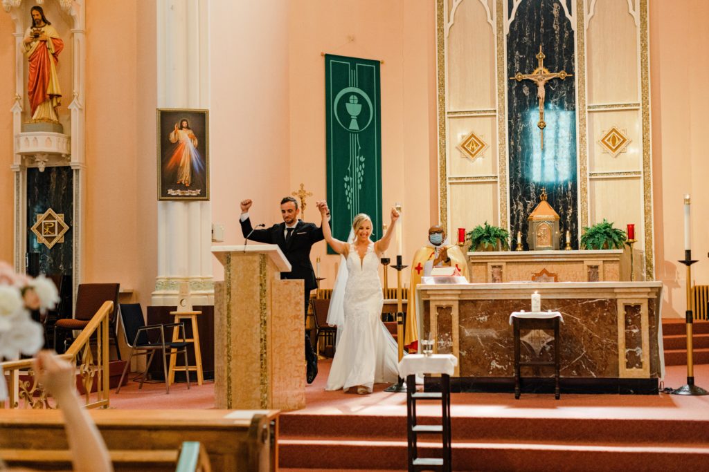 Alexis Joshua Ccs On The Rideau Wedding Photos Grey Loft Studio 2021