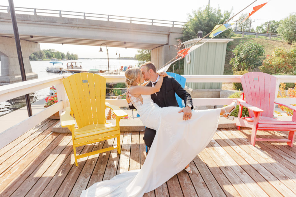 Alexis Joshua Ccs On The Rideau Wedding Photos Grey Loft Studio 2021