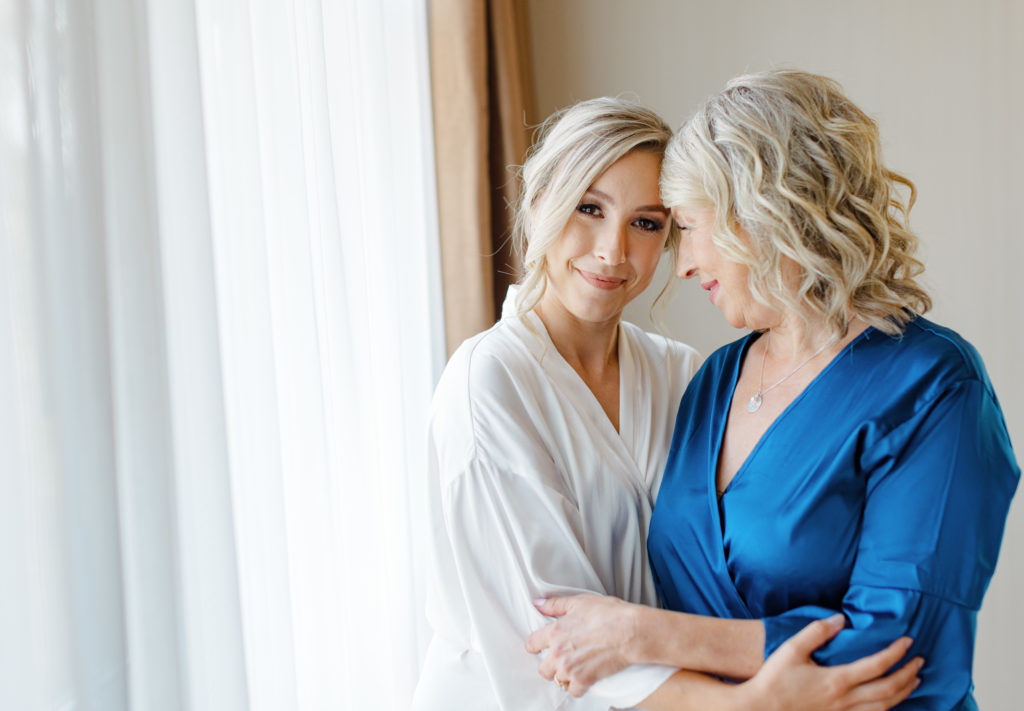 Alexis Joshua Ccs On The Rideau Wedding Photos Grey Loft Studio 2021