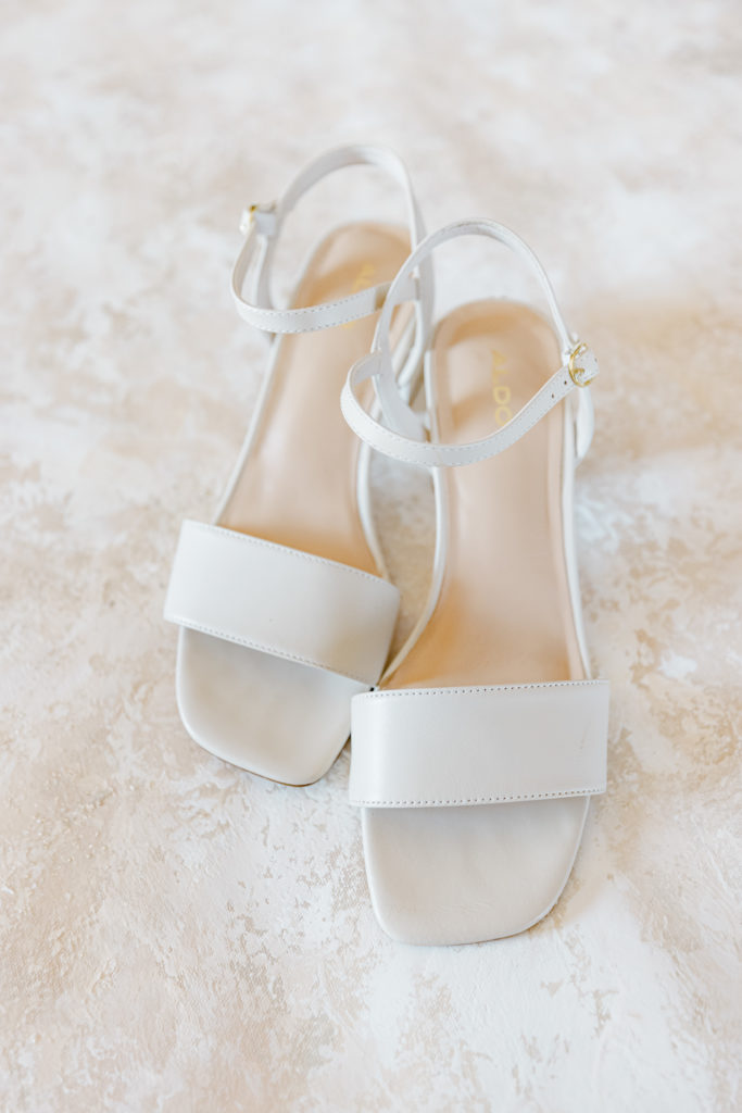 Alexis Joshua Ccs On The Rideau Wedding Photos Grey Loft Studio 2021