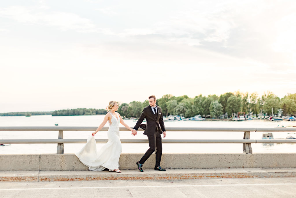 Alexis Joshua Ccs On The Rideau Wedding Photos Grey Loft Studio 2021