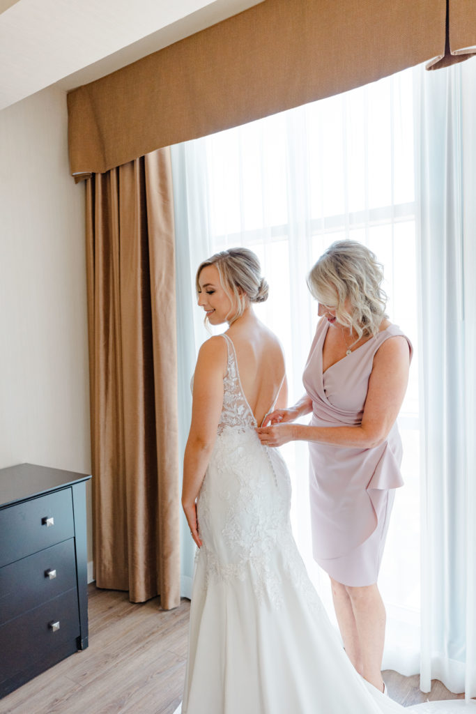 Alexis Joshua Ccs On The Rideau Wedding Photos Grey Loft Studio 2021