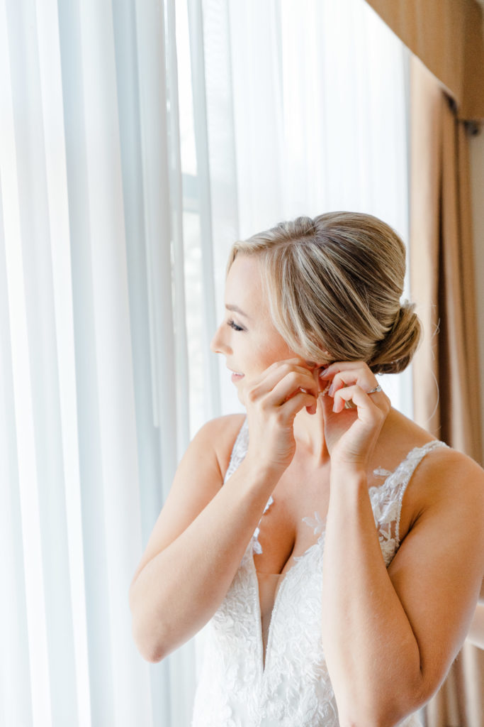 Alexis Joshua Ccs On The Rideau Wedding Photos Grey Loft Studio 2021