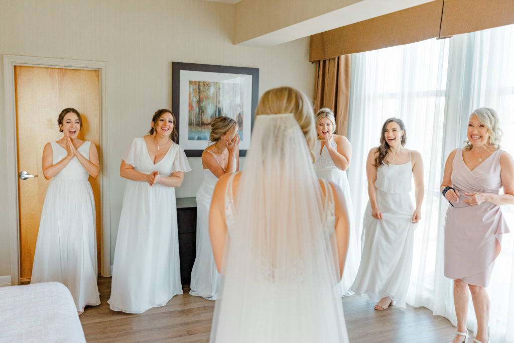 Alexis Joshua Ccs On The Rideau Wedding Photos Grey Loft Studio 2021