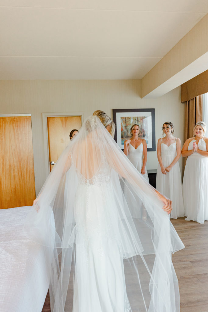 Alexis Joshua Ccs On The Rideau Wedding Photos Grey Loft Studio 2021