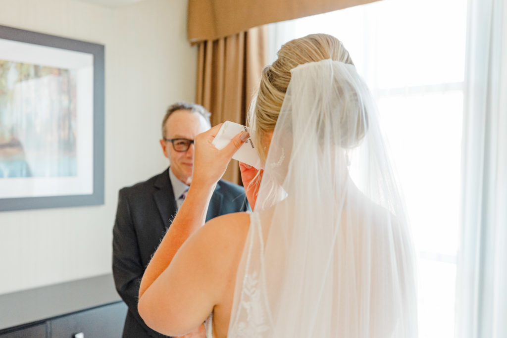 Alexis Joshua Ccs On The Rideau Wedding Photos Grey Loft Studio 2021