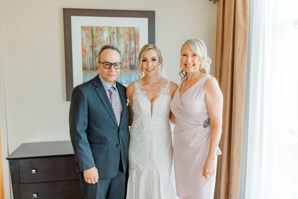 Alexis Joshua Ccs On The Rideau Wedding Photos Grey Loft Studio 2021