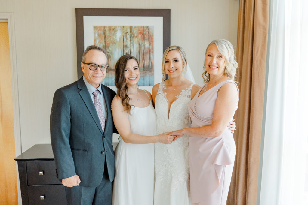 Alexis Joshua Ccs On The Rideau Wedding Photos Grey Loft Studio 2021