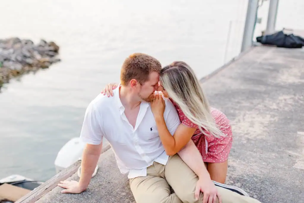 Stephanie Alan Gananoque Engagement Boat Photos Grey Loft Studio 2021