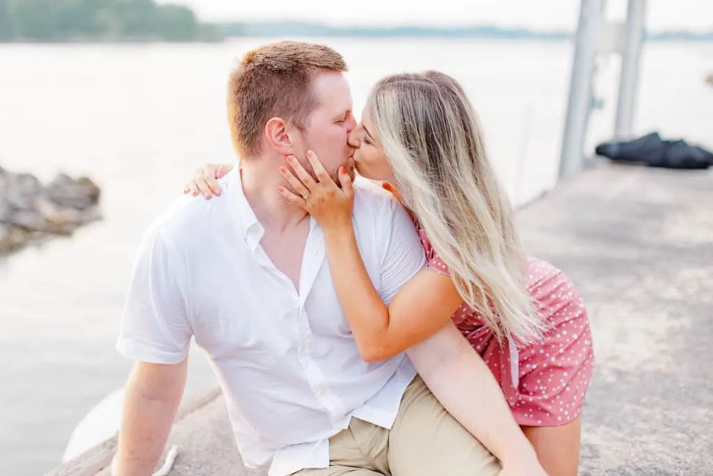 Stephanie Alan Gananoque Engagement Boat Photos Grey Loft Studio 2021