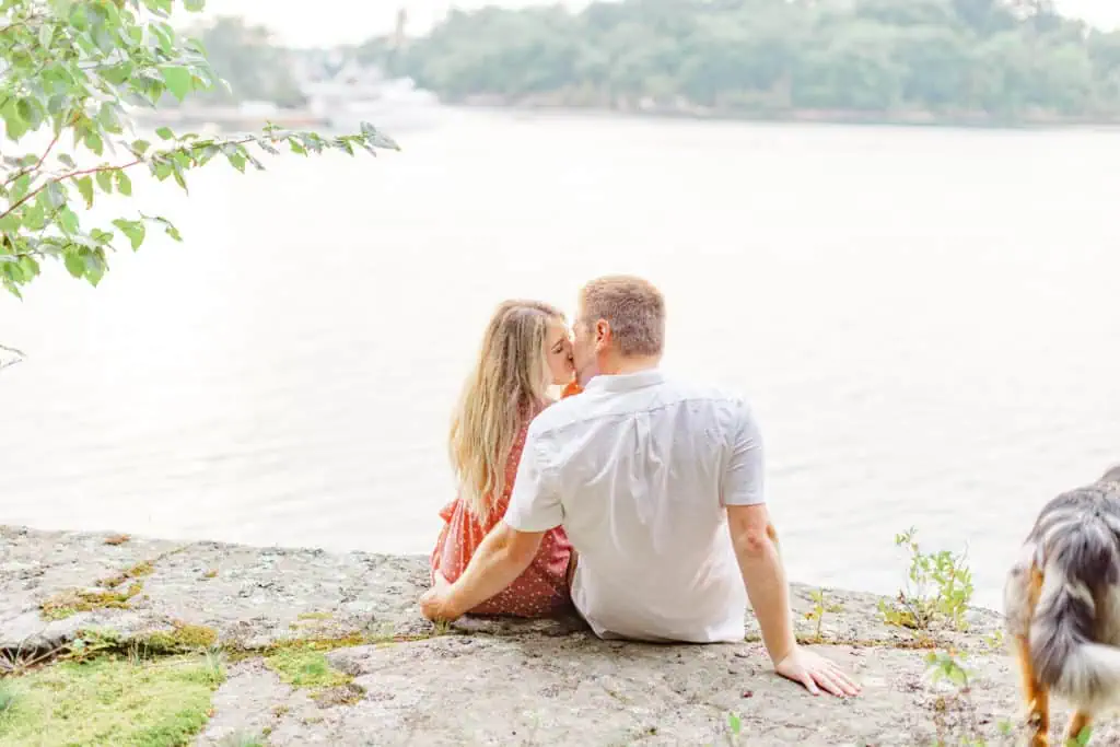 Stephanie Alan Gananoque Engagement Boat Photos Grey Loft Studio 2021