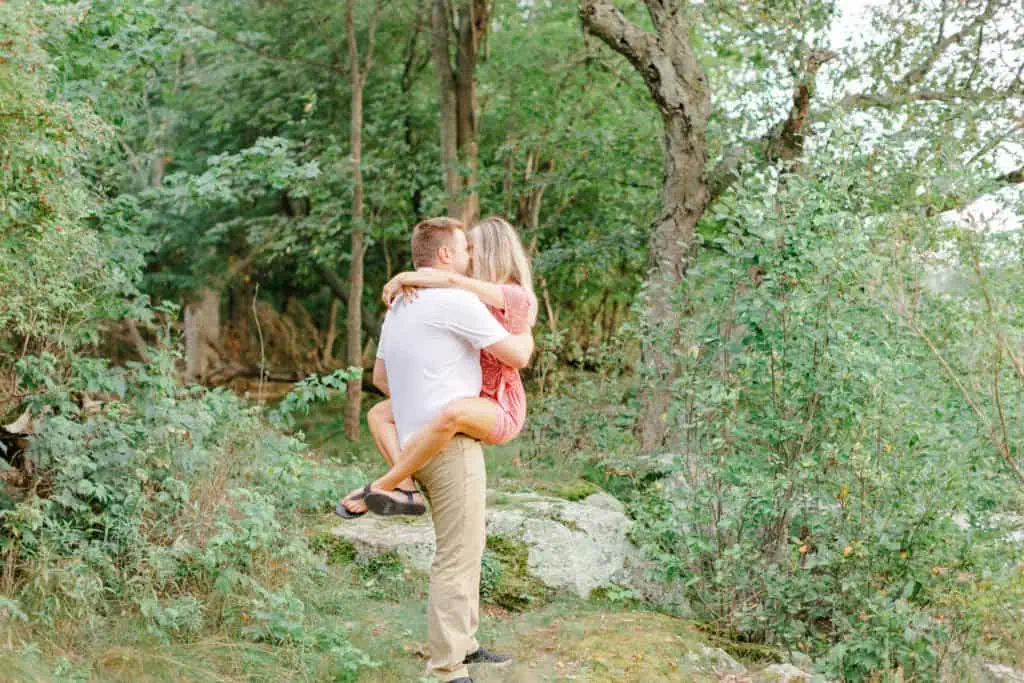 Stephanie Alan Gananoque Engagement Boat Photos Grey Loft Studio 2021