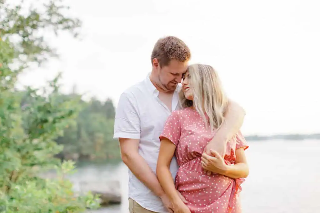 Stephanie Alan Gananoque Engagement Boat Photos Grey Loft Studio 2021