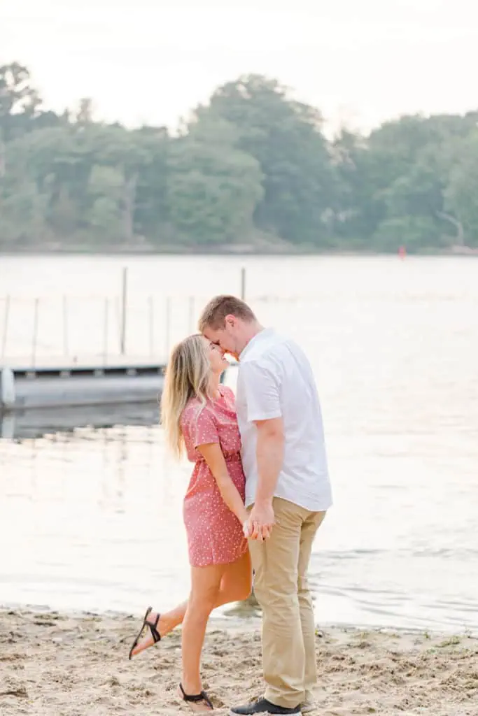 Stephanie Alan Gananoque Engagement Boat Photos Grey Loft Studio 2021