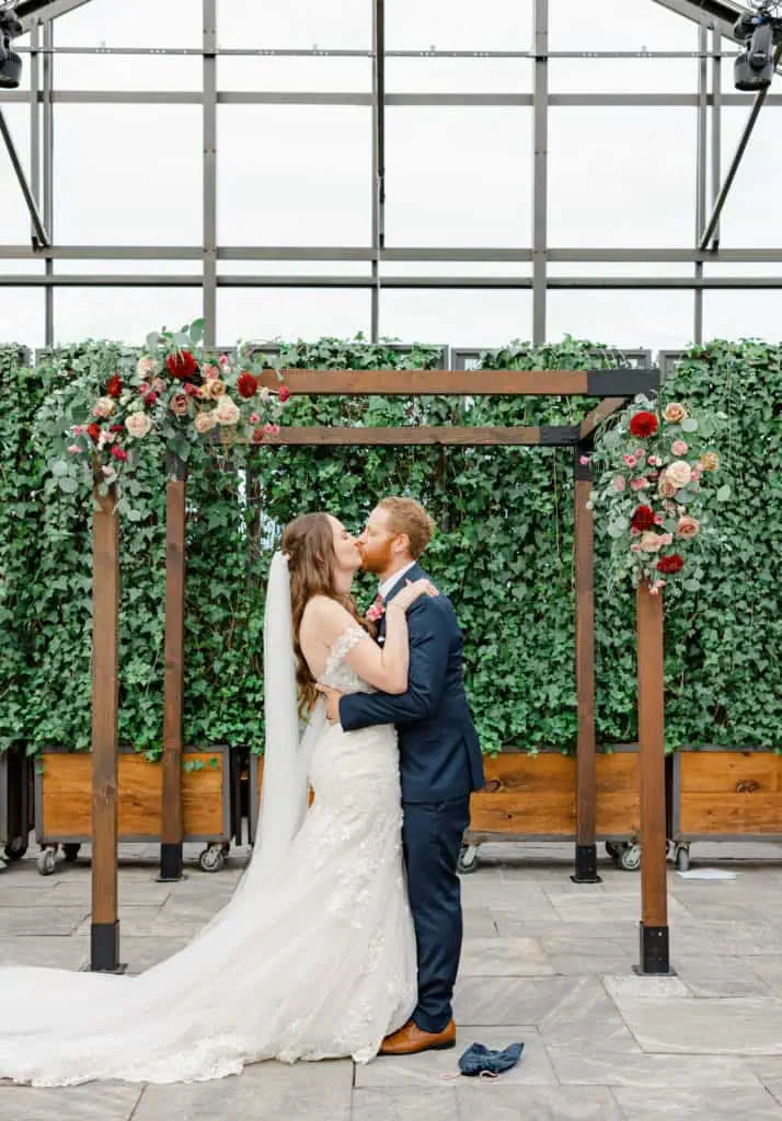 Kaitlin Ethan Aquatopia Wedding Grey Loft Studio 2021