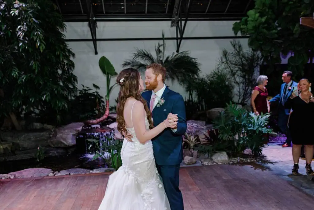 Kaitlin Ethan Aquatopia Wedding Grey Loft Studio 2021