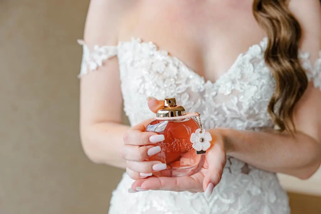 Kaitlin Ethan Aquatopia Wedding Grey Loft Studio 2021