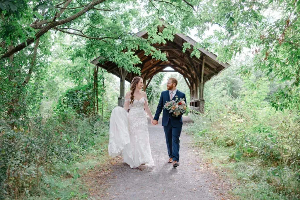 Kaitlin Ethan Aquatopia Wedding Grey Loft Studio 2021