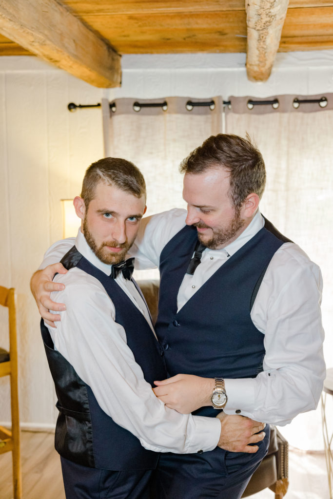 Shawnna Josh Stonefields Smoke Bomb Wedding Grey Loft Studio 2021