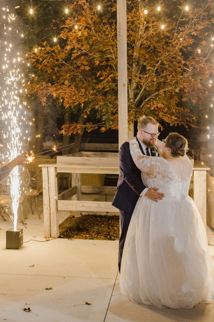 Shawnna Josh Stonefields Smoke Bomb Wedding Grey Loft Studio 2021
