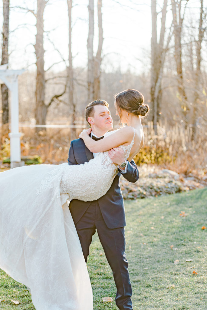 Rebecca Steve Temples Sugar Bush Wedding November Grey Loft Studio 2021