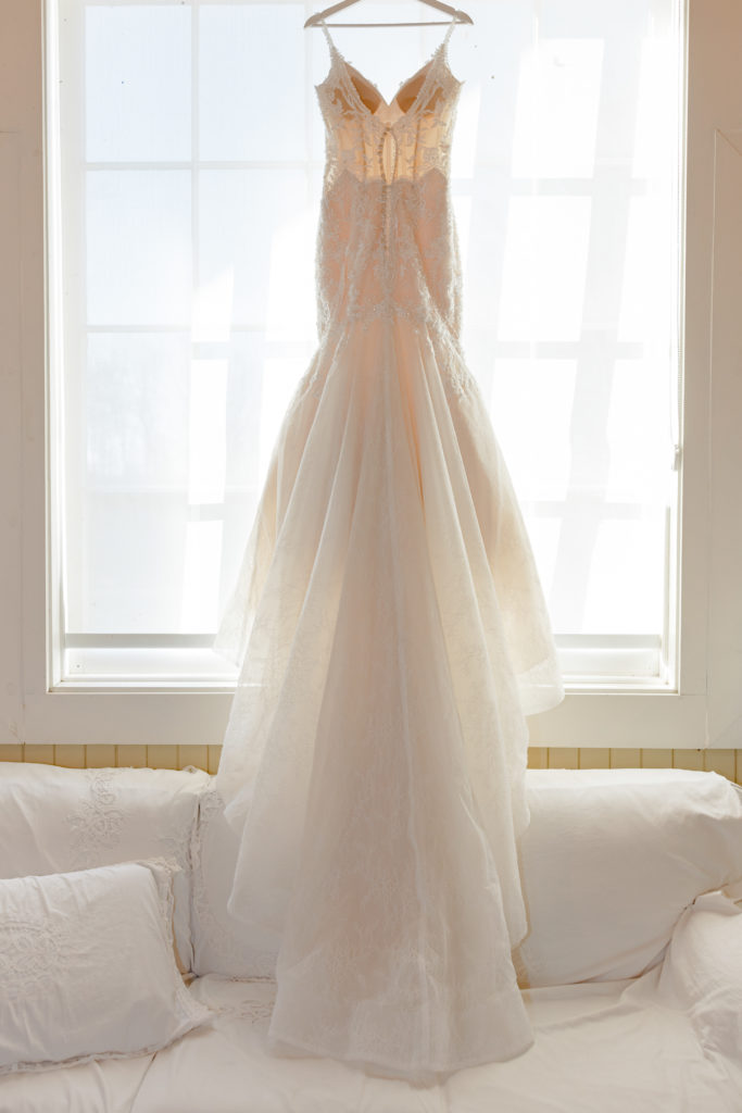 Rebecca Steve Temples Sugar Bush Wedding November Grey Loft Studio 2021
