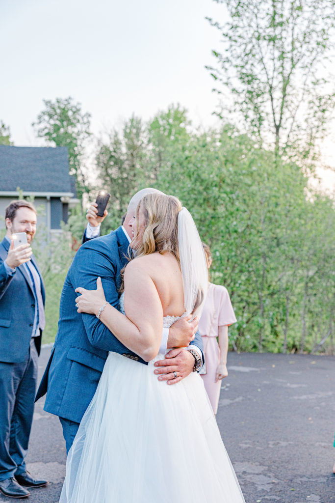Alyssa David Wedding Ale Amberwood Grey Loft Studio 2022 493