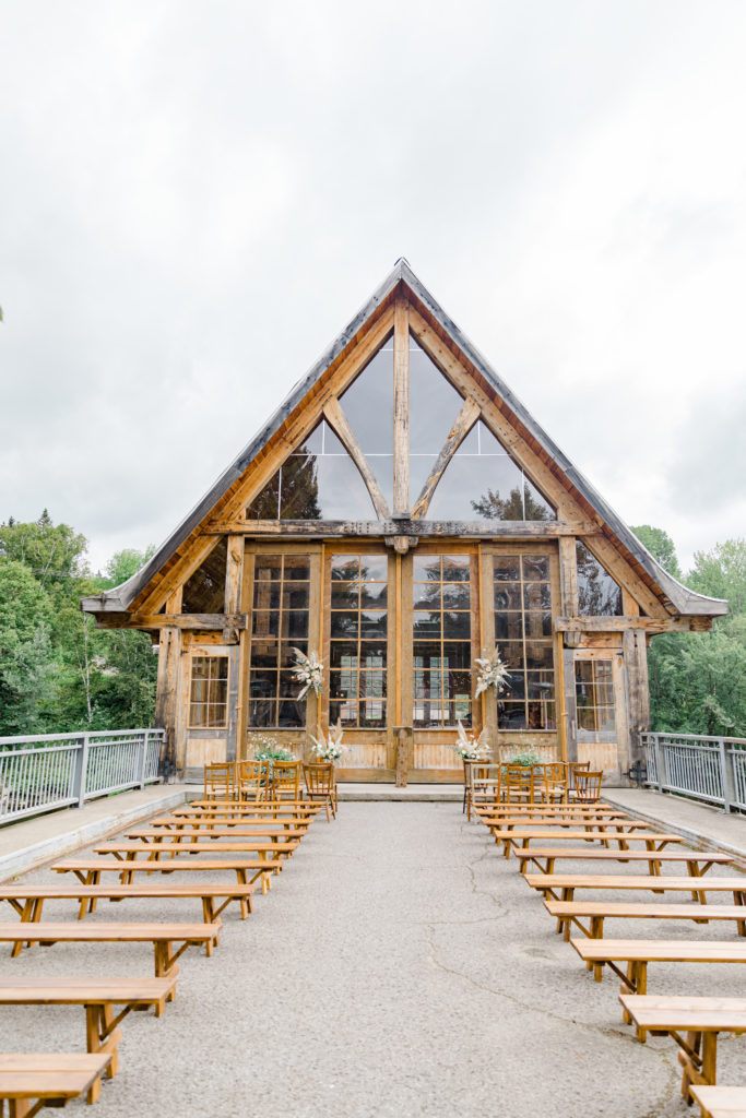Steph Alan Pont Couvert Tremblant Wedding Grey Loft Studio 2022