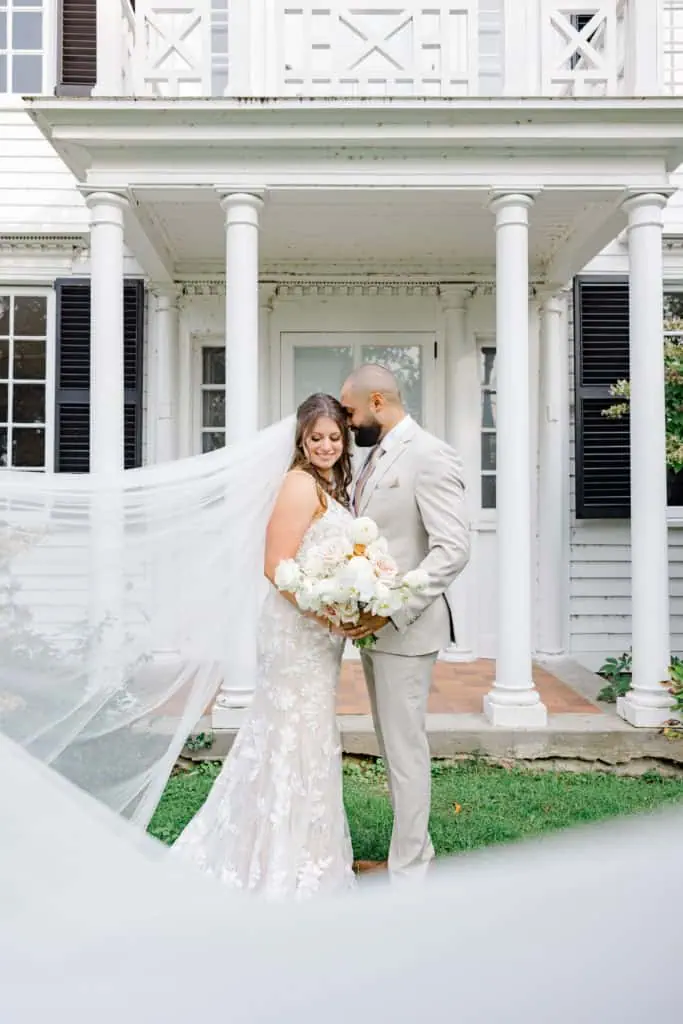 Melissa Jamal Venue22 Wedding Photos September Grey Loft Studio 2022